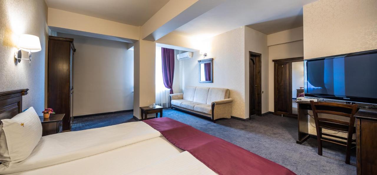 Pension Korona Sibiu Exterior photo